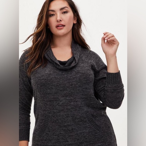 Torrid Charcoal Gray Super Soft Plush Cowl Neck Raglan Tunic Sweatshirt - Picture 2 of 15